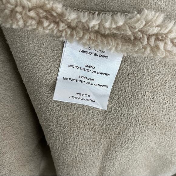 Vigoss Teddy Bear Coat Beige Size Medium EUC - Picture 7 of 7